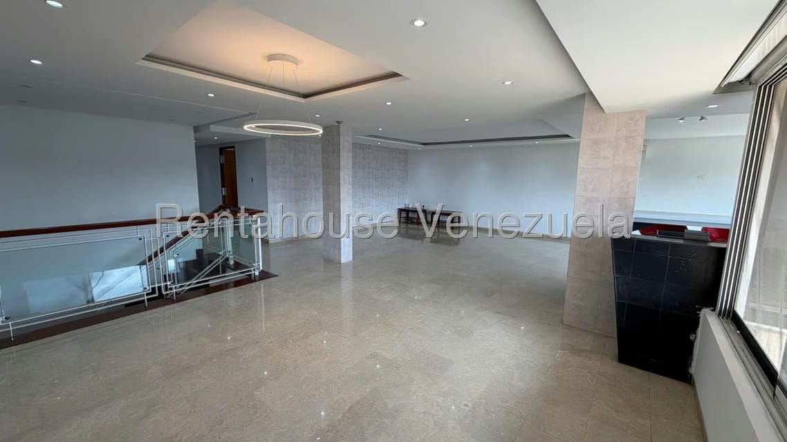 Townhouse (Duplex) en Venta en Los Naranjos del Cafetal, Distrito Metropolitano - 14