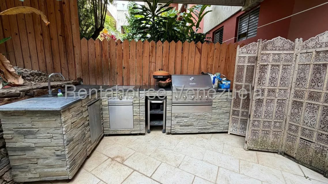 Townhouse (Duplex) en Venta en Los Naranjos del Cafetal, Distrito Metropolitano - 39