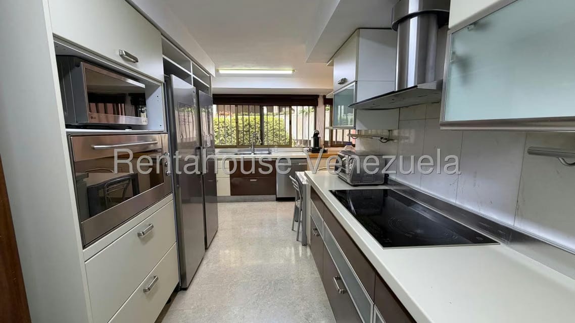 Townhouse (Duplex) en Venta en Los Naranjos del Cafetal, Distrito Metropolitano - 5