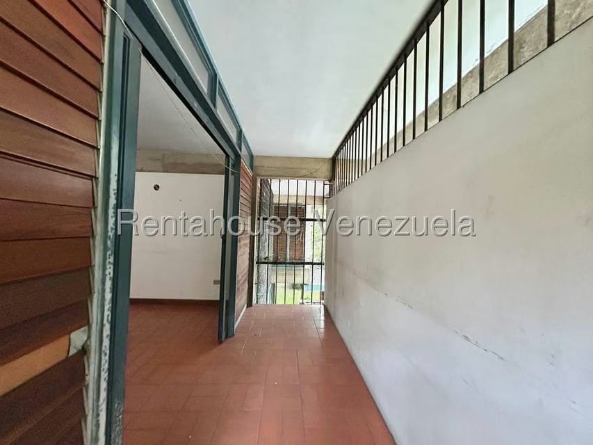 Casa (Duplex) en Venta en Chuao, Distrito Metropolitano - 35
