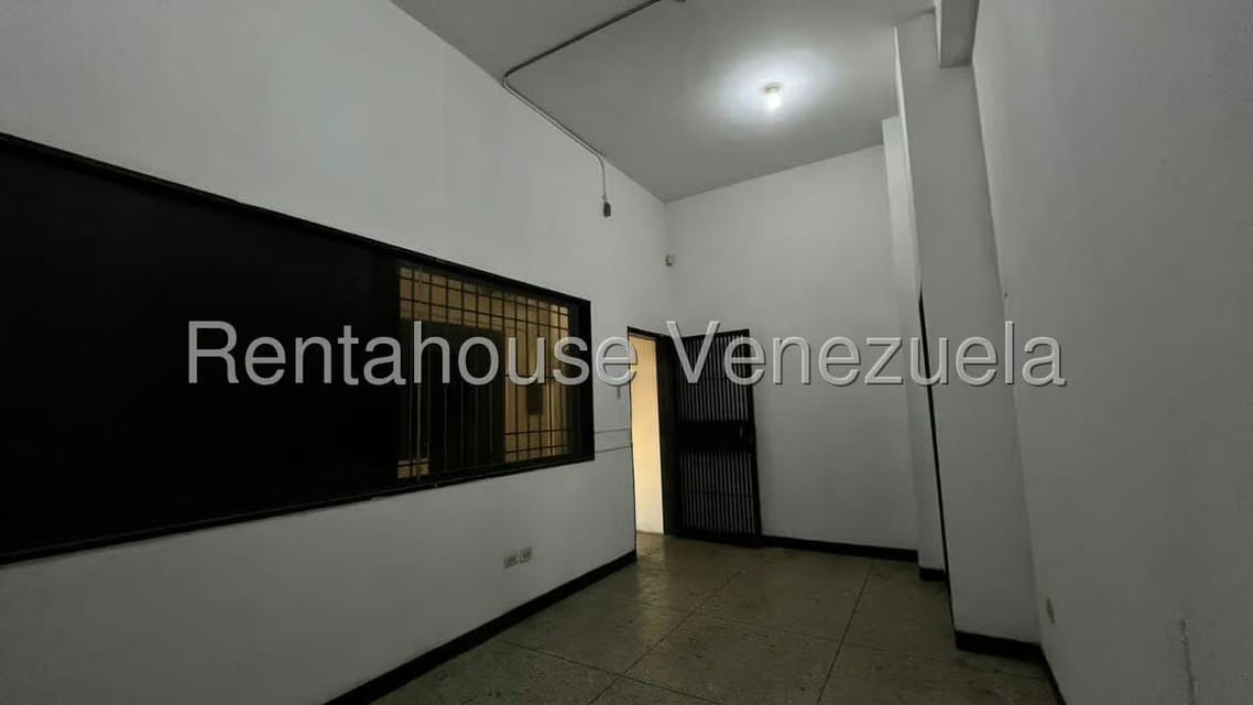 Comercial (Local Comercial) en Alquiler en La Mata, Lara - 9