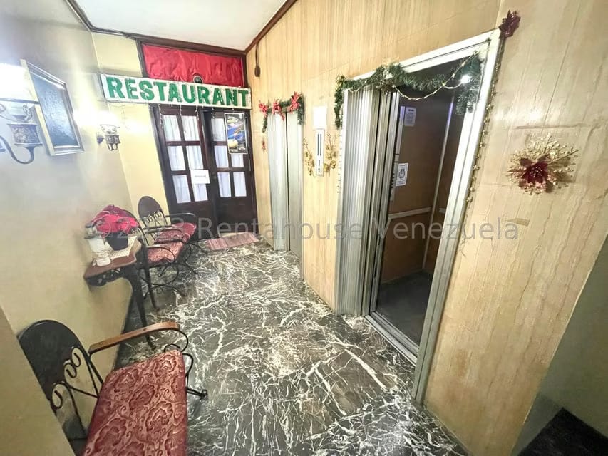 Comercial (Edificio) en Venta en Parroquia La Candelaria, Distrito Metropolitano - 18