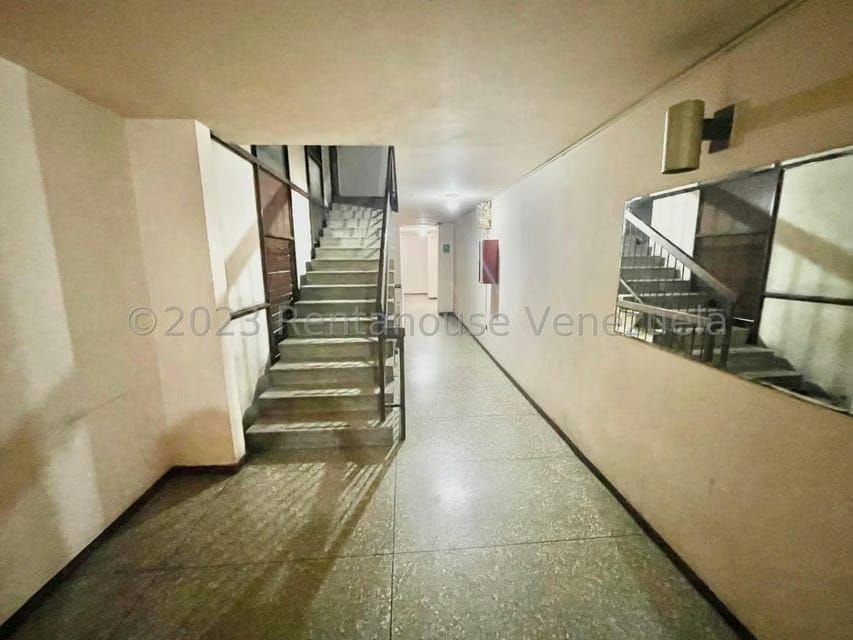 Comercial (Edificio) en Venta en Parroquia La Candelaria, Distrito Metropolitano - 32