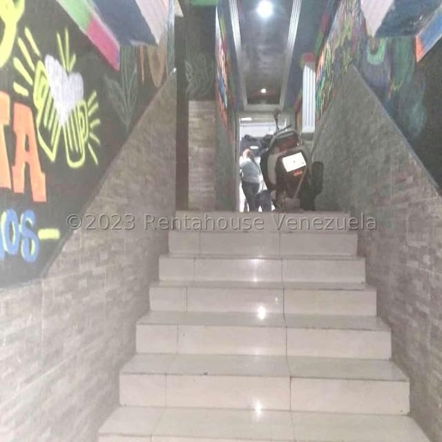 Comercial (Edificio) en Venta en Parroquia La Candelaria, Distrito Metropolitano - 50