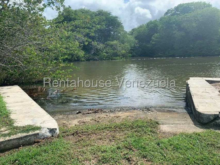Terreno (Residencial) en Venta en Las Mercedes de Paparo, Miranda - 21