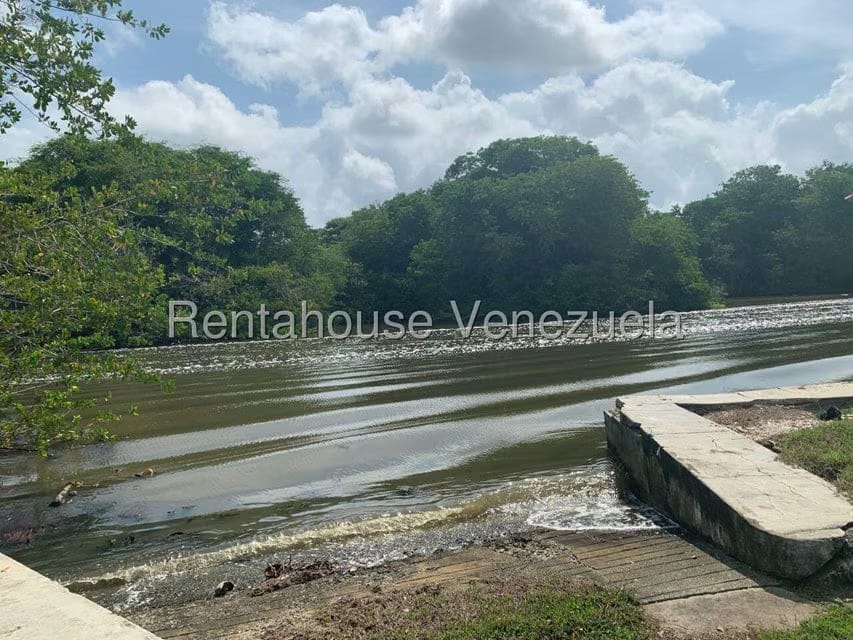 Terreno (Residencial) en Venta en Las Mercedes de Paparo, Miranda - 22