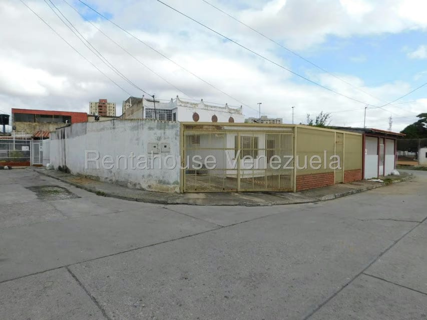 Casa (1 Nivel) en Venta en Fundacion Mendoza, Lara - 2