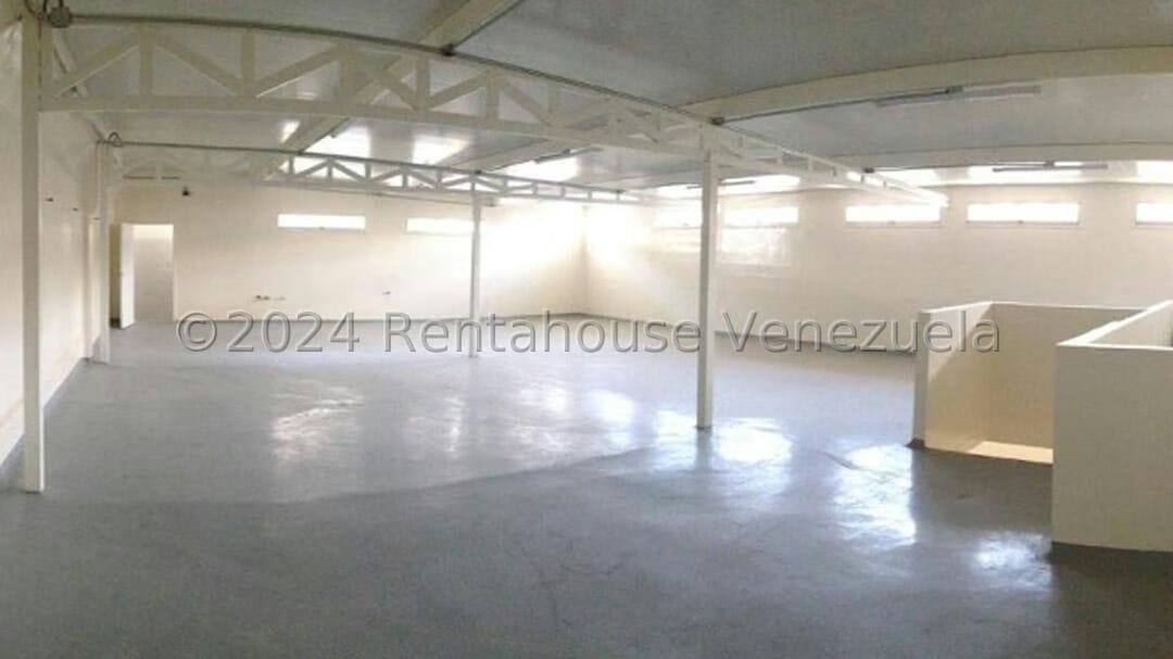 Comercial (Local Comercial) en Venta en Zona Industrial San Vicente, Aragua - 11