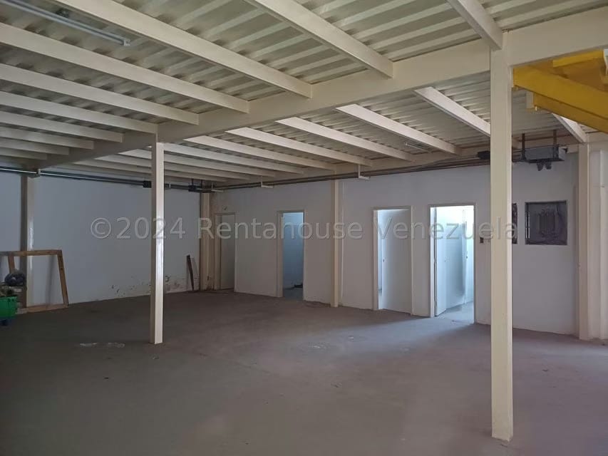 Comercial (Local Comercial) en Venta en Zona Industrial San Vicente, Aragua - 4