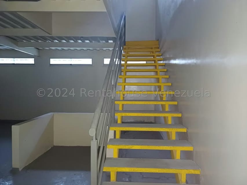 Comercial (Local Comercial) en Venta en Zona Industrial San Vicente, Aragua - 10