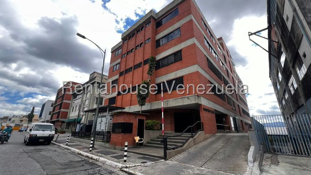 Comercial (Galpon - Deposito) en Alquiler en Boleita Norte, Distrito Metropolitano