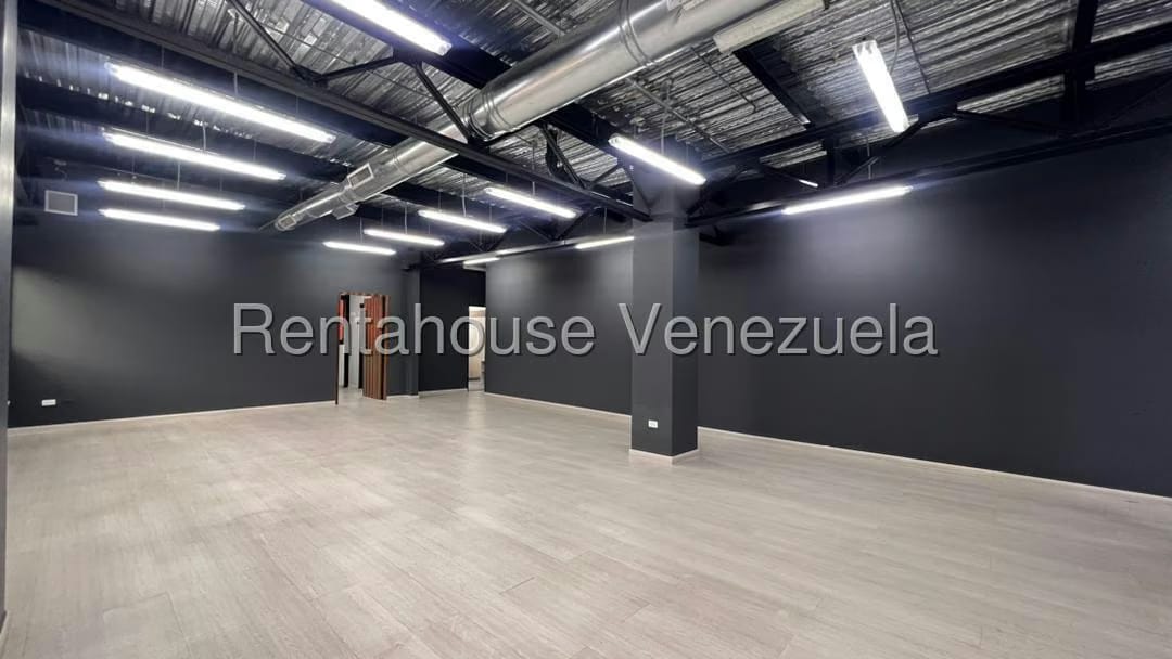 Comercial (Galpon - Deposito) en Alquiler en Boleita Norte, Distrito Metropolitano - 2