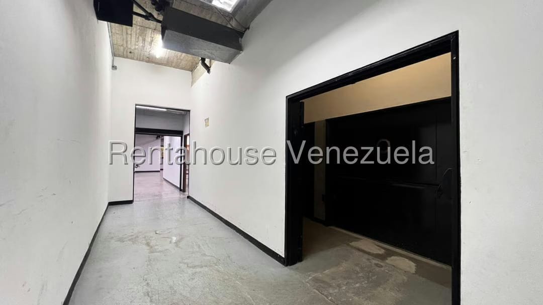 Comercial (Galpon - Deposito) en Alquiler en Boleita Norte, Distrito Metropolitano - 15