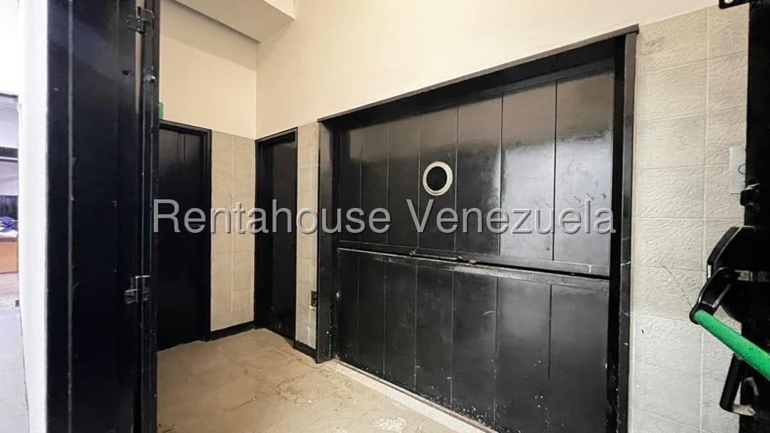 Comercial (Galpon - Deposito) en Alquiler en Boleita Norte, Distrito Metropolitano - 16