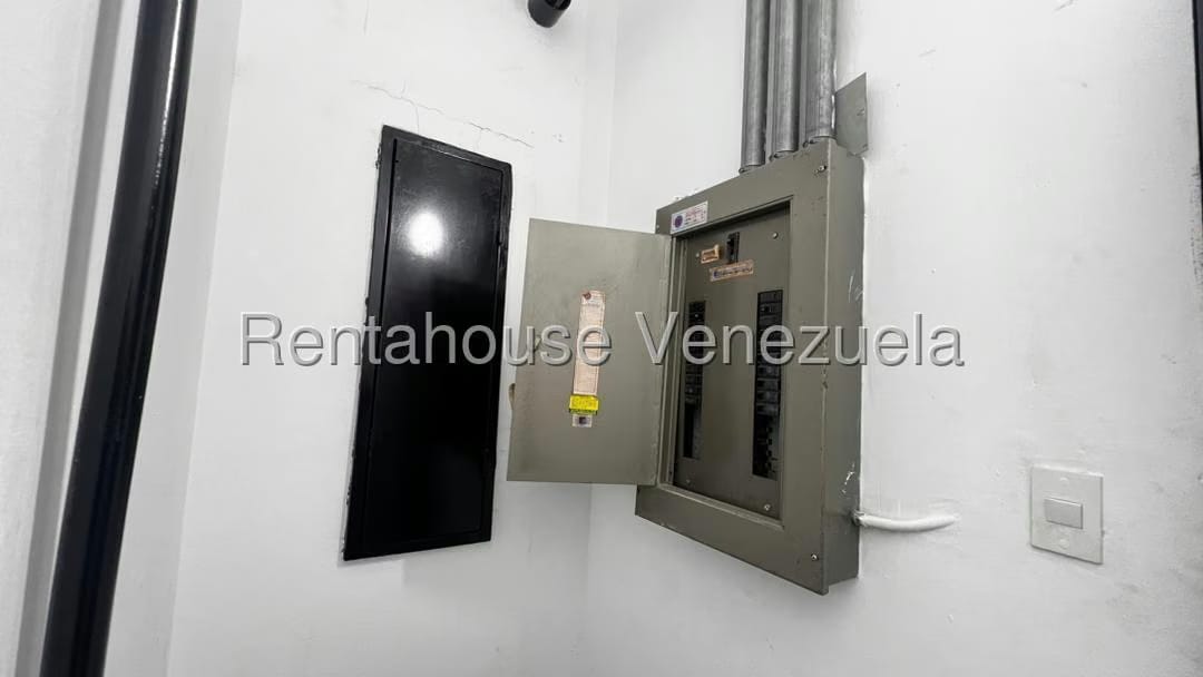 Comercial (Galpon - Deposito) en Alquiler en Boleita Norte, Distrito Metropolitano - 18