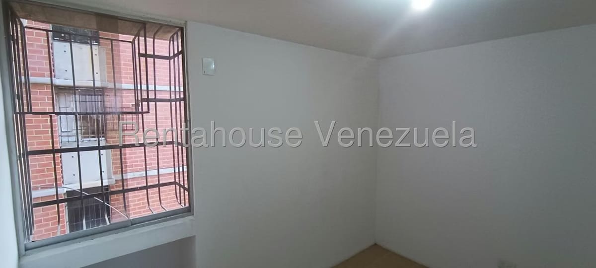 Apartamento (1 Nivel) en Alquiler en Nueva Casarapa, Miranda - 11