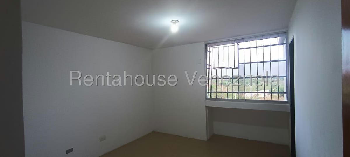 Apartamento (1 Nivel) en Alquiler en Nueva Casarapa, Miranda - 15