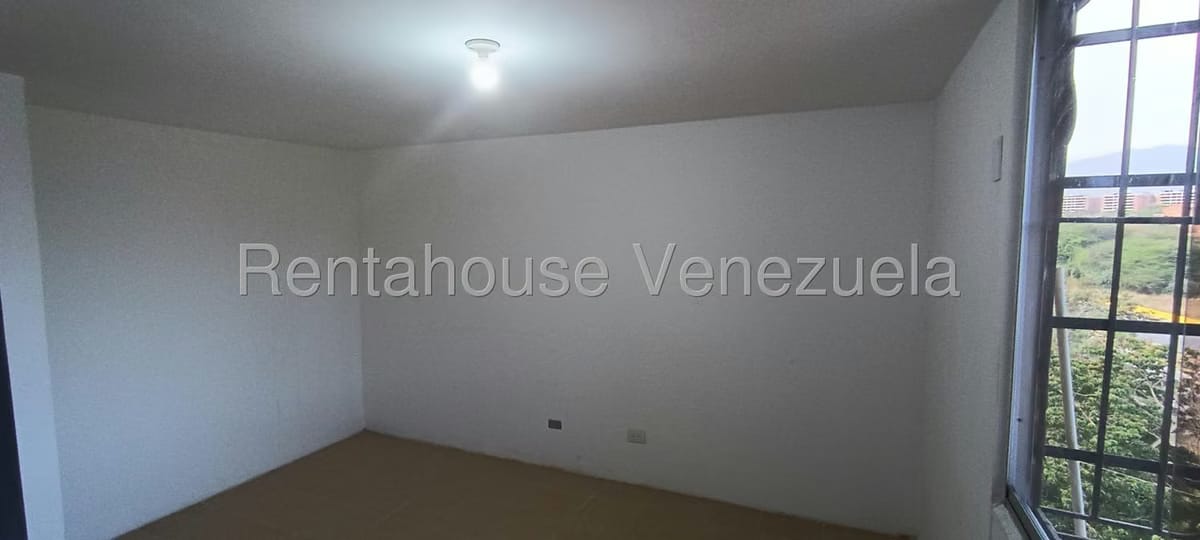 Apartamento (1 Nivel) en Alquiler en Nueva Casarapa, Miranda - 17