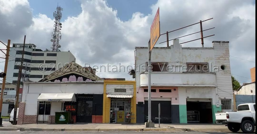 Comercial (Local Comercial) en Venta en Centro, Lara - 2