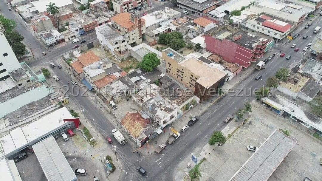 Comercial (Local Comercial) en Venta en Centro, Lara - 18