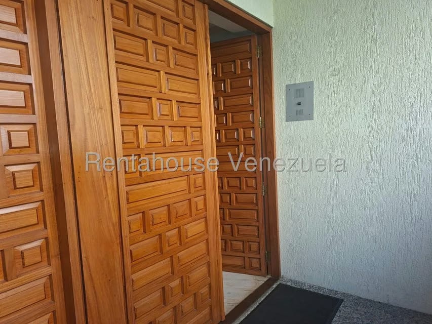 Apartamento (1 Nivel) en Venta en Colinas de Bello Monte, Distrito Metropolitano - 11