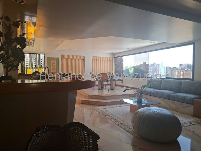 Apartamento (1 Nivel) en Venta en Colinas de Bello Monte, Distrito Metropolitano - 23