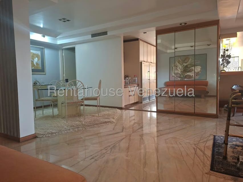 Apartamento (1 Nivel) en Venta en Colinas de Bello Monte, Distrito Metropolitano - 26