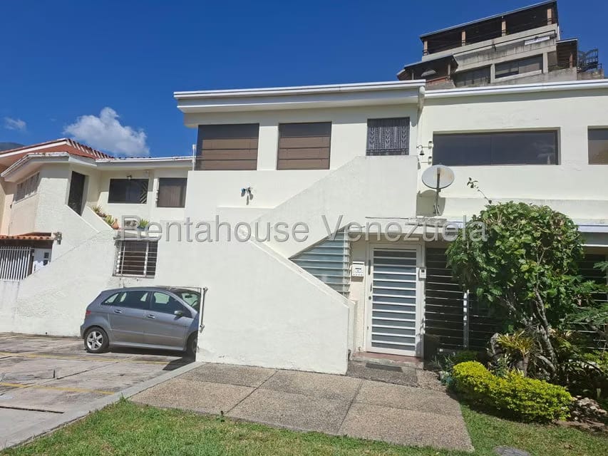 Apartamento (1 Nivel) en Venta en Colinas de Bello Monte, Distrito Metropolitano - 4