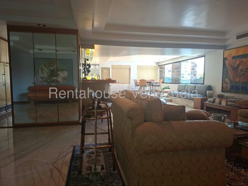 Apartamento (1 Nivel) en Venta en Colinas de Bello Monte, Distrito Metropolitano - 32