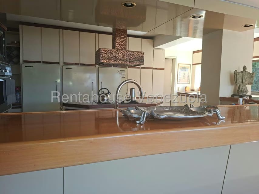 Apartamento (1 Nivel) en Venta en Colinas de Bello Monte, Distrito Metropolitano - 34