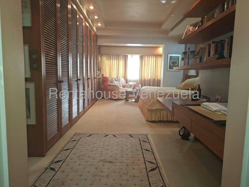 Apartamento (1 Nivel) en Venta en Colinas de Bello Monte, Distrito Metropolitano - 41