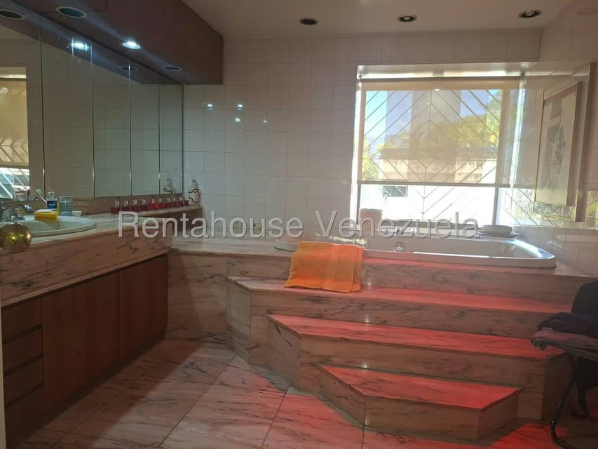 Apartamento (1 Nivel) en Venta en Colinas de Bello Monte, Distrito Metropolitano - 44