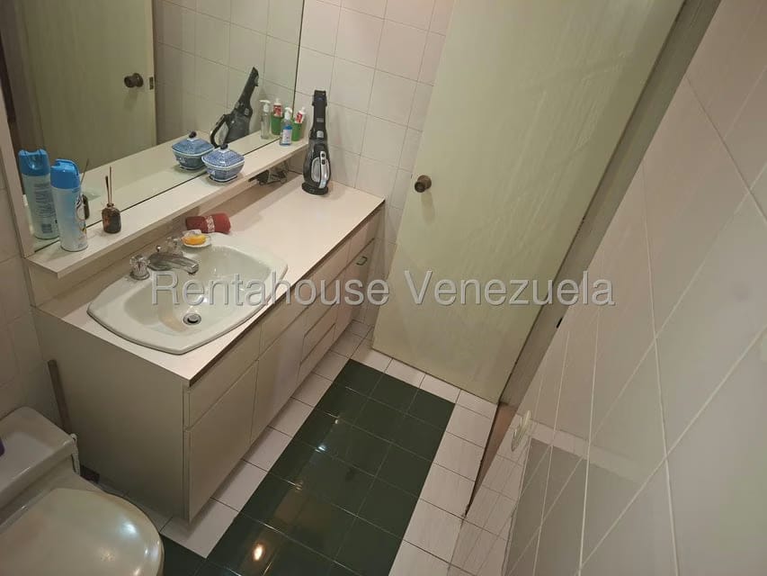 Apartamento (1 Nivel) en Venta en Colinas de Bello Monte, Distrito Metropolitano - 50