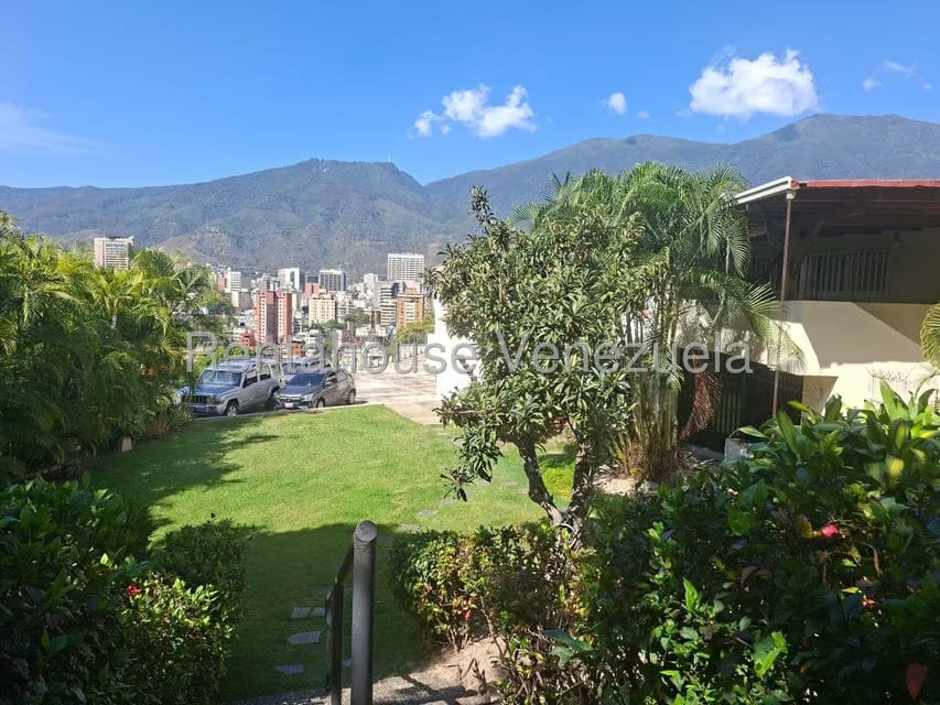 Apartamento (1 Nivel) en Venta en Colinas de Bello Monte, Distrito Metropolitano - 9