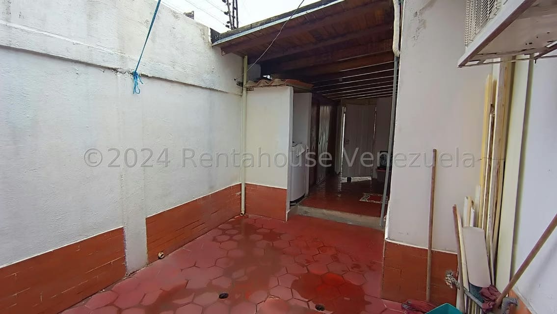 Casa (1 Nivel) en Venta en Del Este, Lara - 28