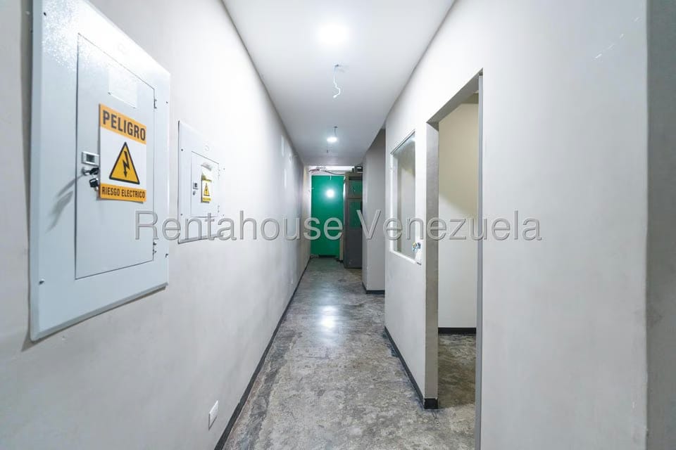 Comercial (Local Comercial) en Venta en Baruta, Distrito Metropolitano - 22