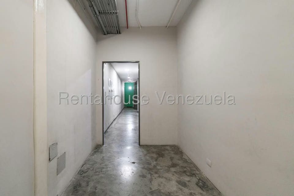 Comercial (Local Comercial) en Venta en Baruta, Distrito Metropolitano - 23