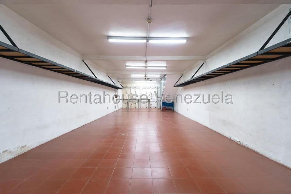 Comercial (Local Comercial) en Venta en Baruta, Distrito Metropolitano - 34