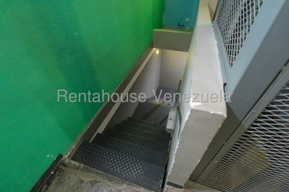 Comercial (Local Comercial) en Venta en Baruta, Distrito Metropolitano - 10