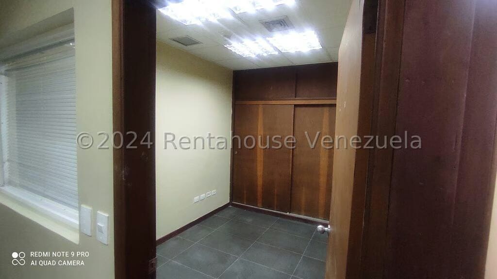 Comercial (Local Comercial) en Alquiler en San Bernardino, Distrito Metropolitano - 6