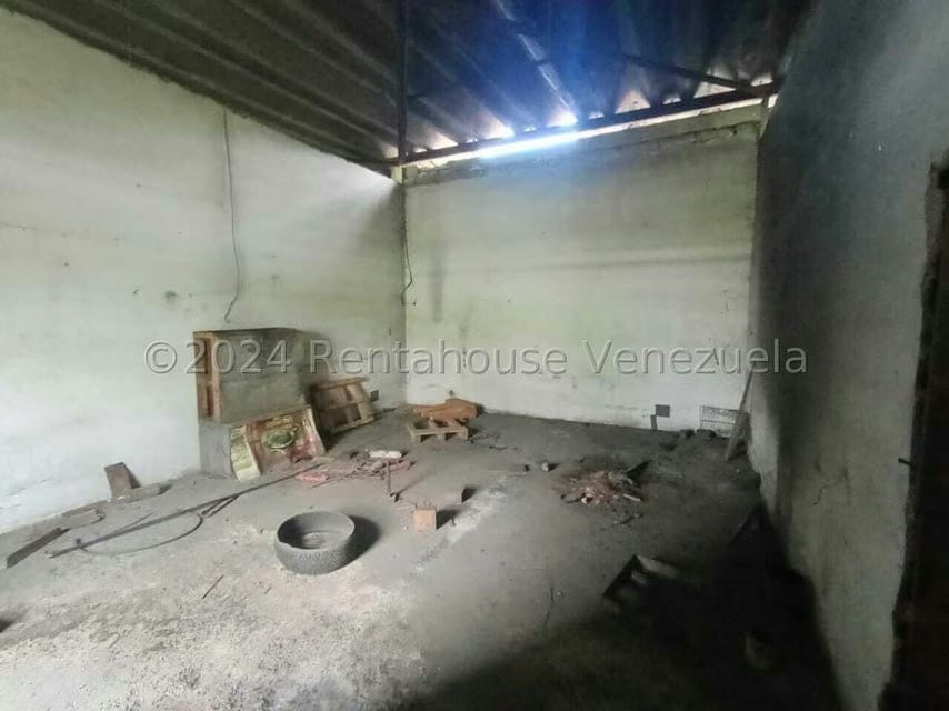 Comercial (Galpon - Deposito) en Venta en Zona Industrial, Carabobo - 40