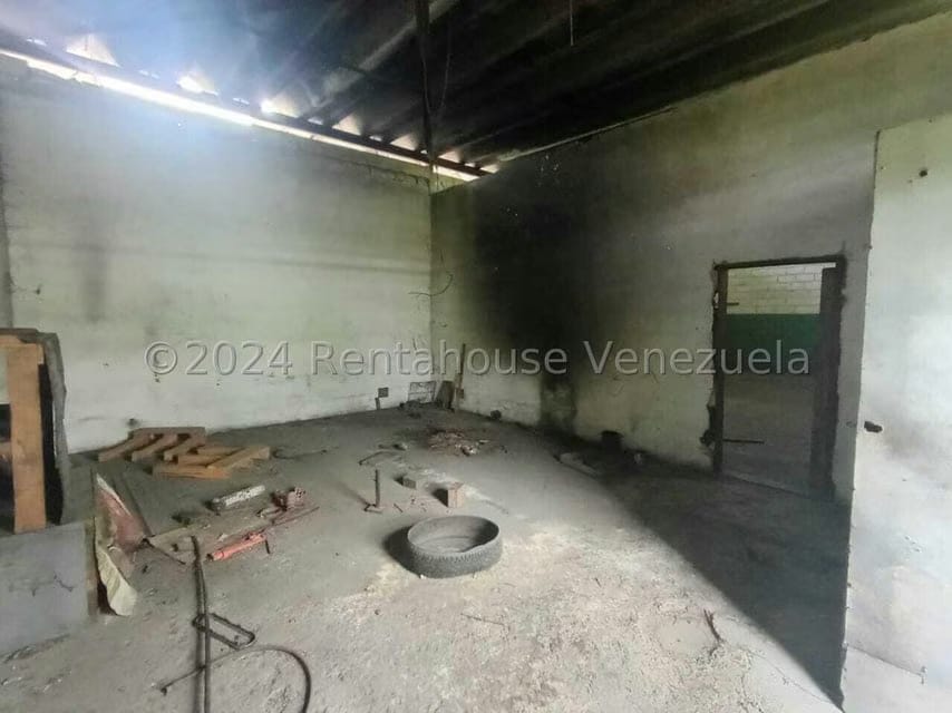 Comercial (Galpon - Deposito) en Venta en Zona Industrial, Carabobo - 45