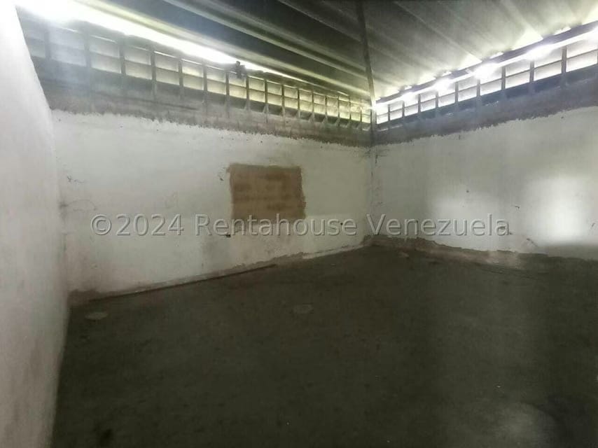 Comercial (Galpon - Deposito) en Venta en Zona Industrial, Carabobo - 51