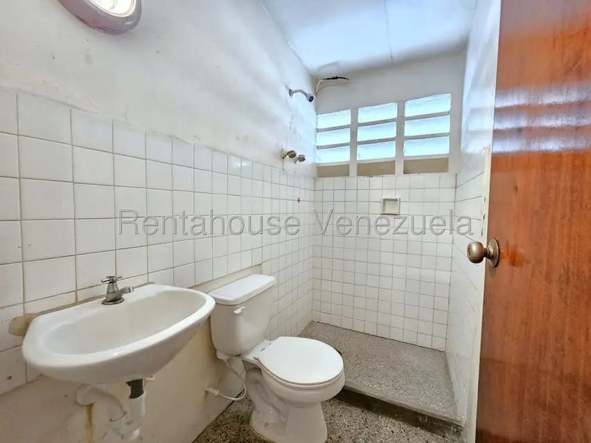 Casa (1 Nivel) en Venta en Patarata, Lara - 11