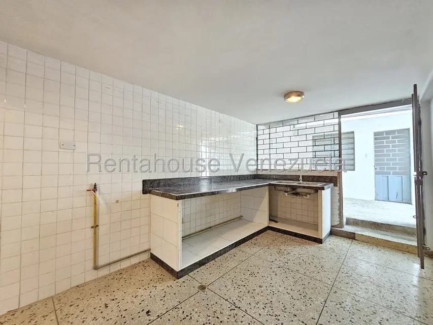 Casa (1 Nivel) en Venta en Patarata, Lara - 17