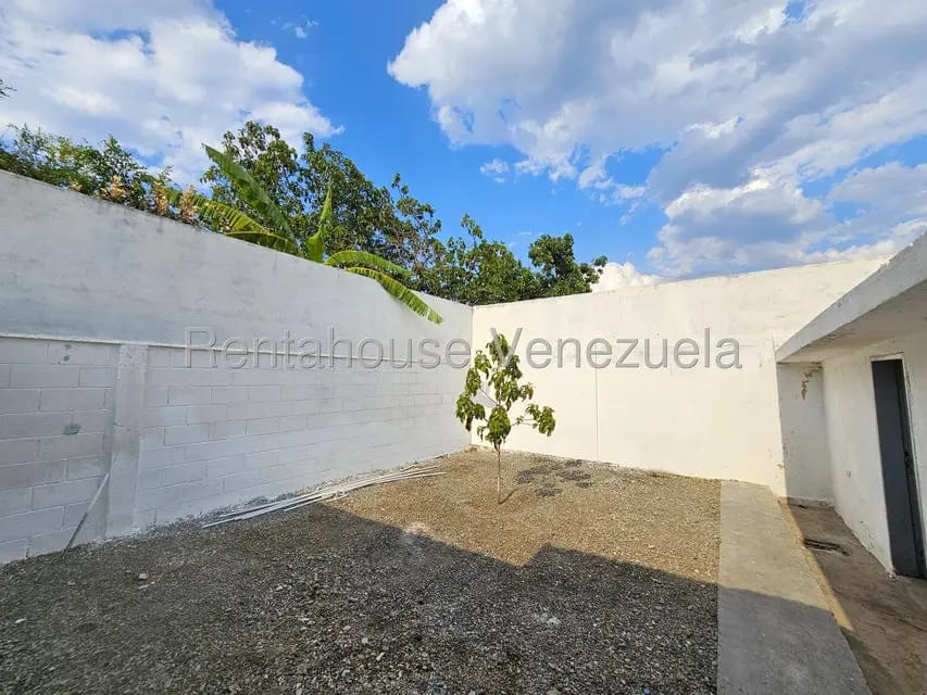 Casa (1 Nivel) en Venta en Patarata, Lara - 24