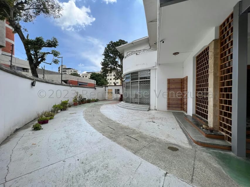 Casa (1 Nivel) en Venta en Santa Monica, Distrito Metropolitano - 3