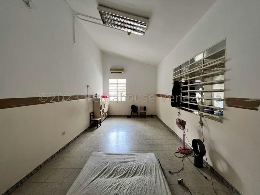 Casa (1 Nivel) en Venta en Santa Monica, Distrito Metropolitano - 23