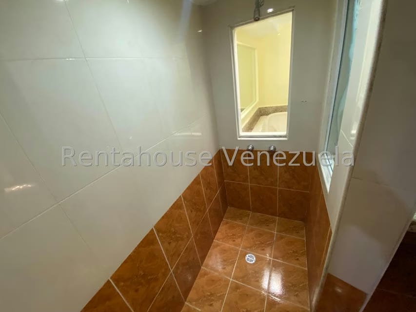 Comercial (Posada) en Venta en Municipio Carrizal, Miranda - 19