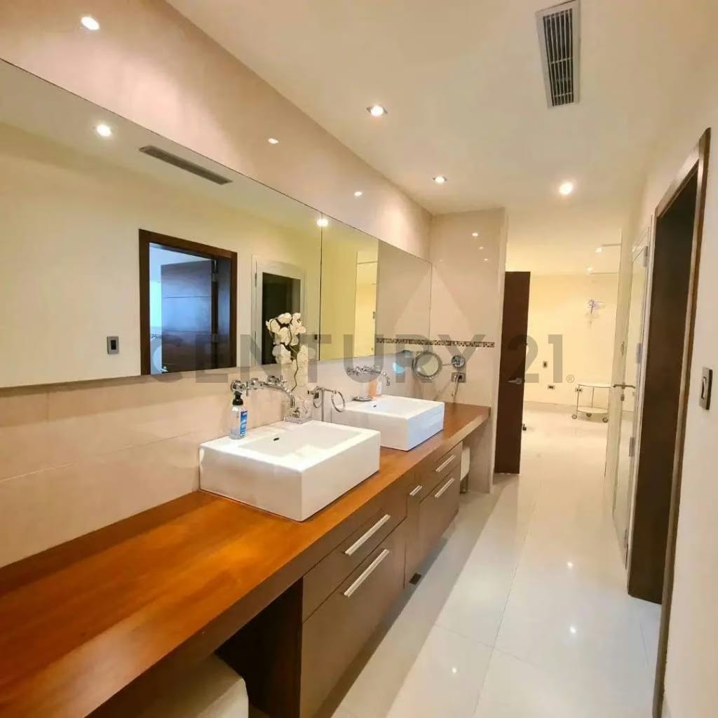 MODERNA Y MINIMALISTA VILLA EN ALQUILER - 6